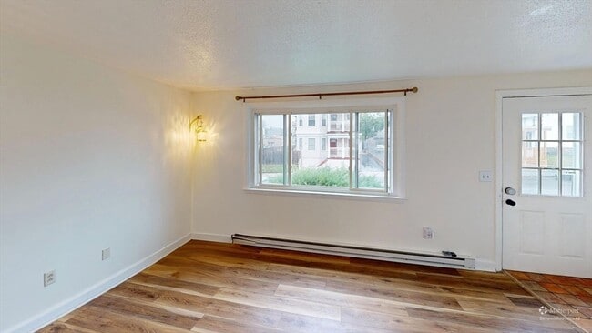 Building Photo - 107 A Chester St