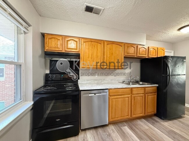 Photo - 305 Sunrise Ln Apartment