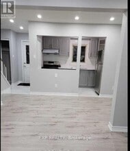 Building Photo - 40 Gladstone Square