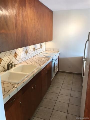 Foto del edificio - 1515 Nuuanu Ave