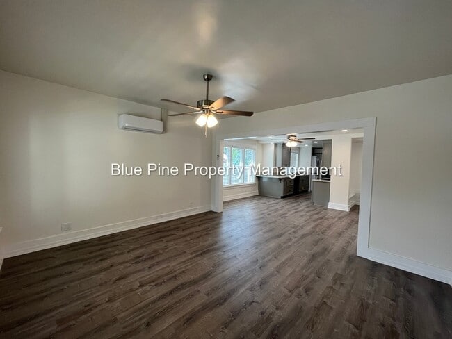 Building Photo - 155 5th St