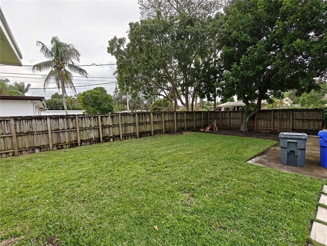 Building Photo - 1812 N 40th Ave