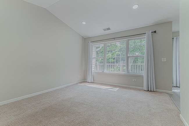 Building Photo - 1171 N Red Oak Cir