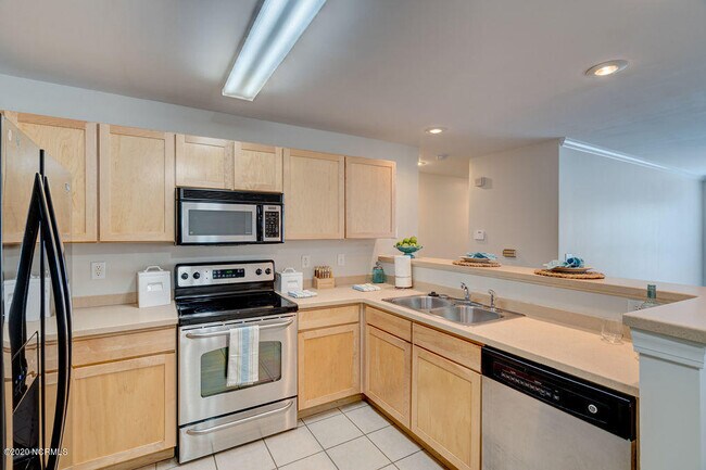 Foto del edificio - 2820 Bloomfield Ln