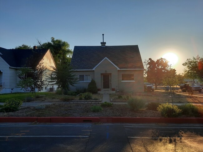 Building Photo - 299 N 100 E
