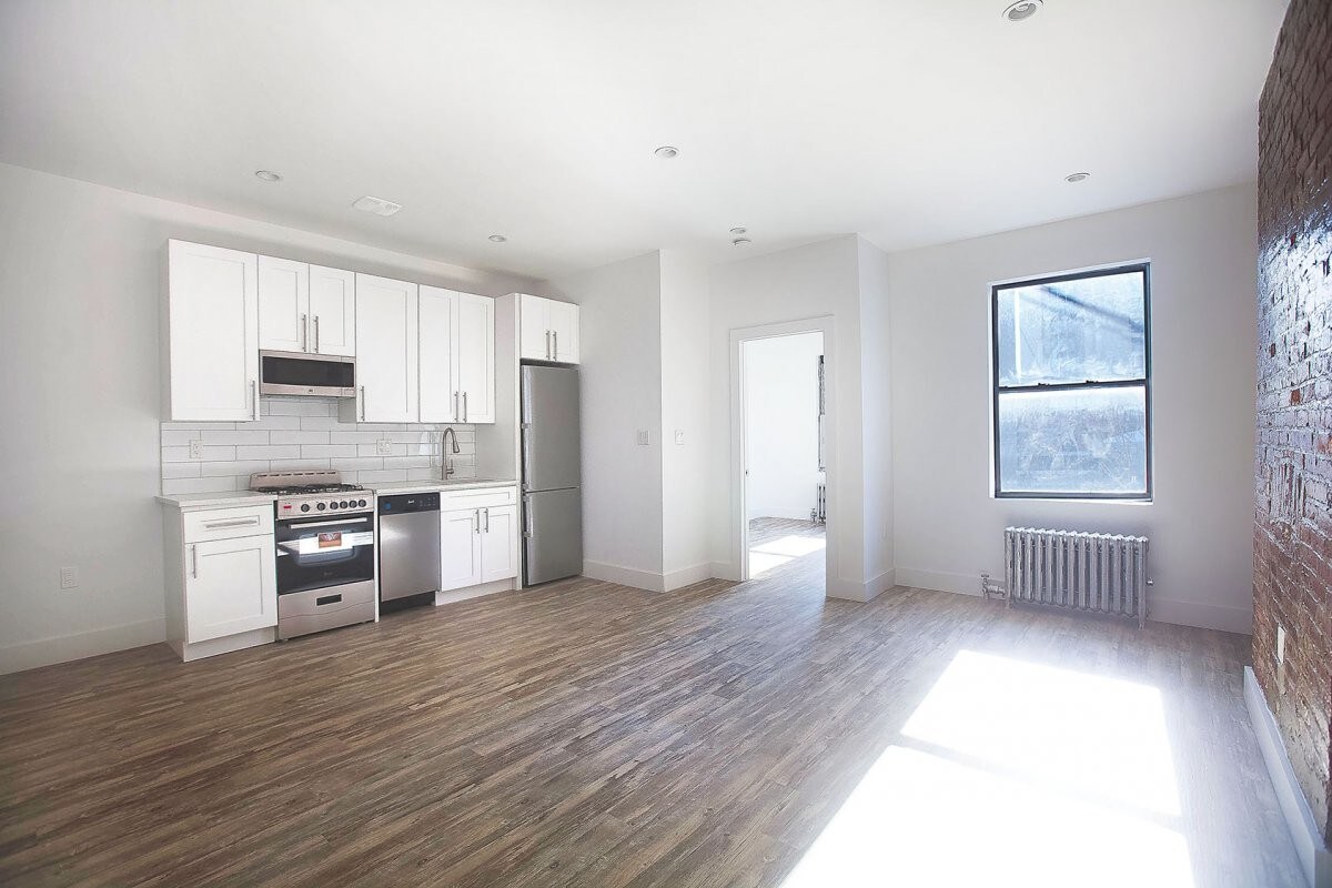 Primary Photo - 164 W 128th St