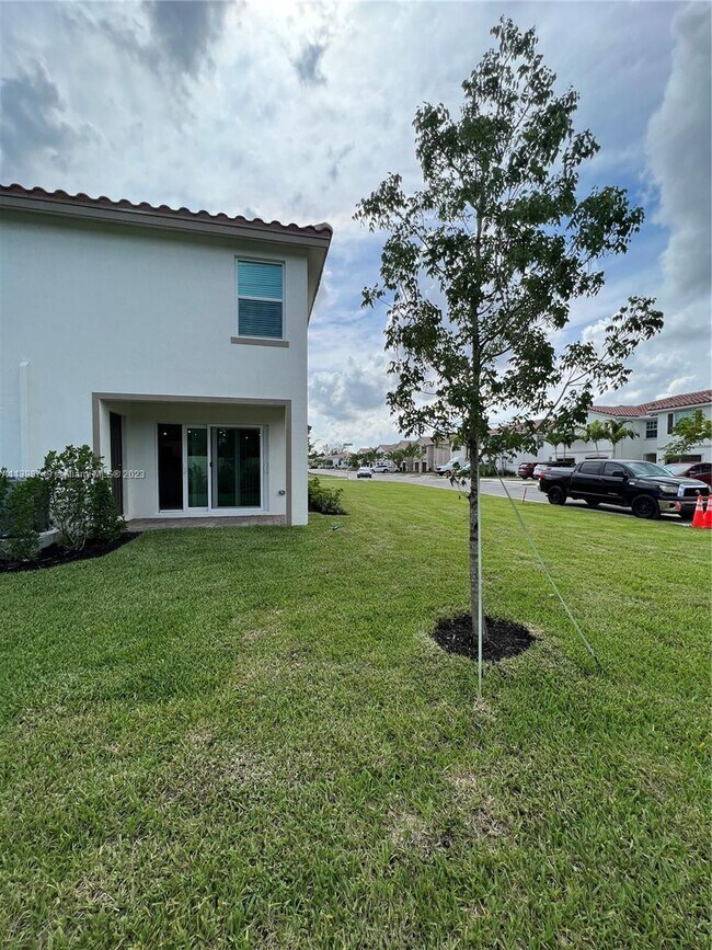 Foto del edificio - 4190 Bent River Rd
