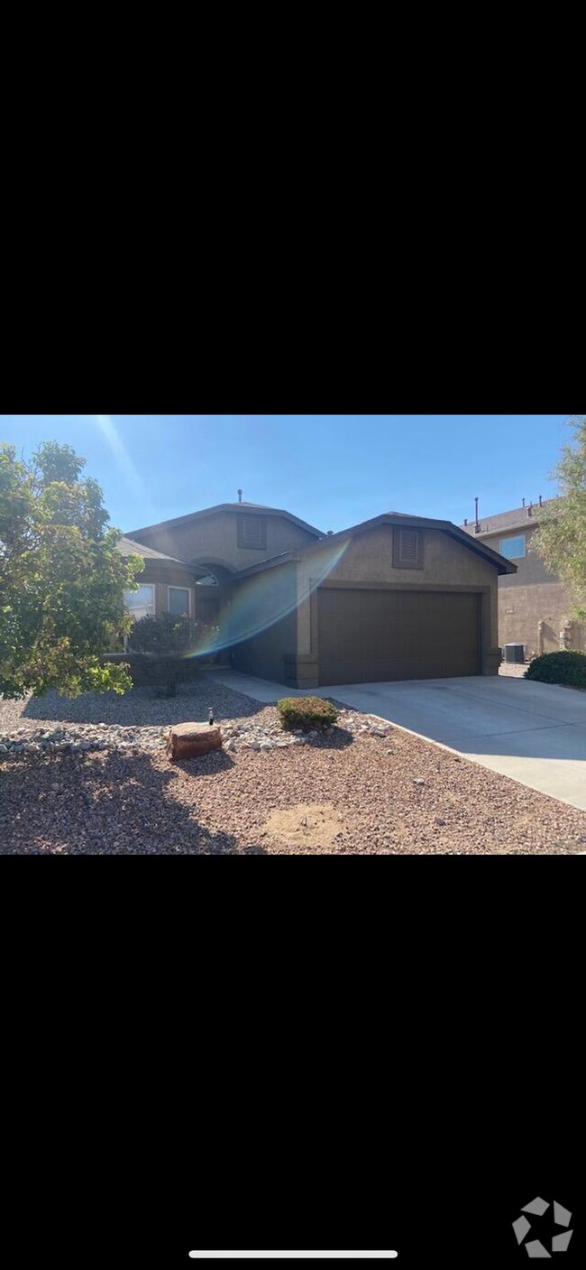 Houses for Rent in Bosque Farms NM with a Swimming Pool 19 Homes
