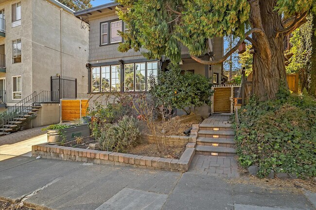 Foto del edificio - 27 Westall Ave