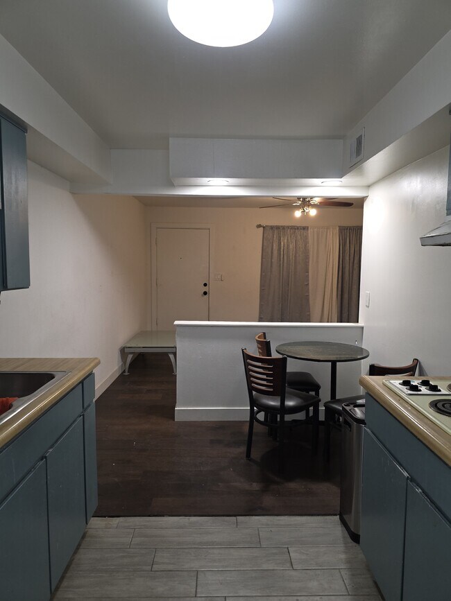 Foto del edificio - 4924 N Woodmere Fairway