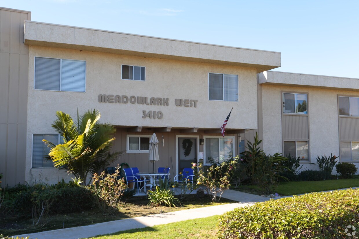 Meadowlark West Apartments In San Clemente Ca Westside Rentals