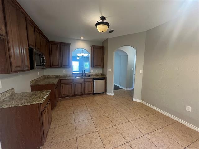 Building Photo - 100 Forest Creek Dr