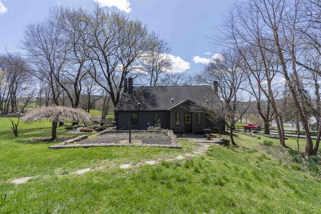 Building Photo - 2067 County Rd 83