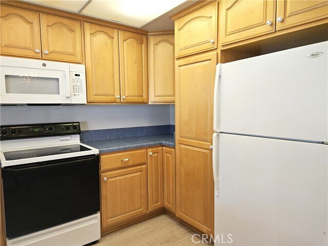 Foto del edificio - 3219 Via Carrizo