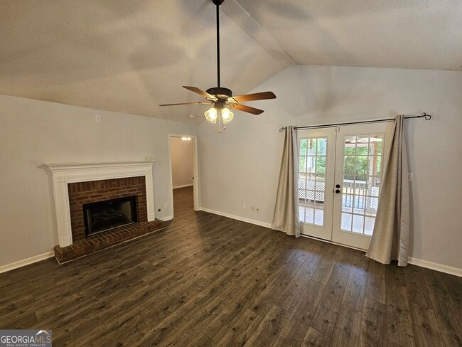 Building Photo - 701 S Fairfield Dr