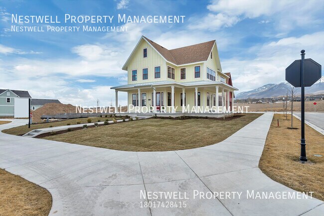 Building Photo - Amazing 6-bed Home in Saratoga Springs