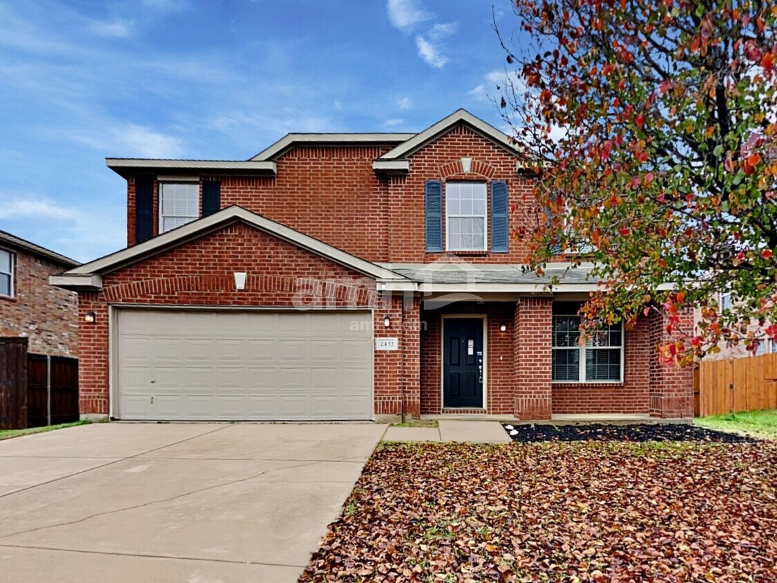 Foto principal - 2432 Arroyo Springs Dr