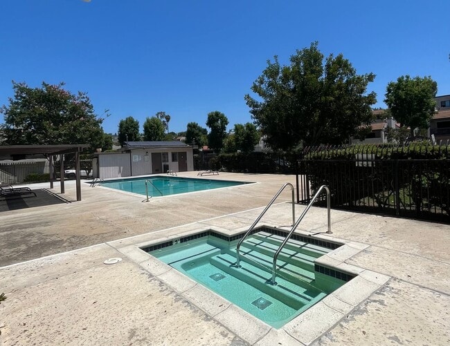 Building Photo - COMING SOON: BIG College Area Townhome 4 Bed / 2.5 Bath garage, AC, pool, W/D