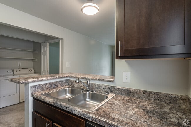 1BR,1BA,-700SF - One Central