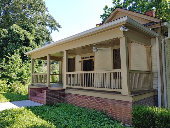 Building Photo - Voted Best Place to Live by AtlantaCube Ma...