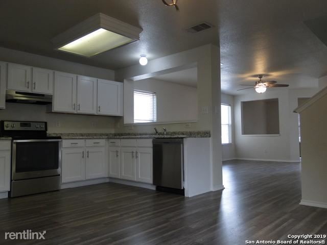 Building Photo - 3 br, 2 bath House - 421 Hampton Cv