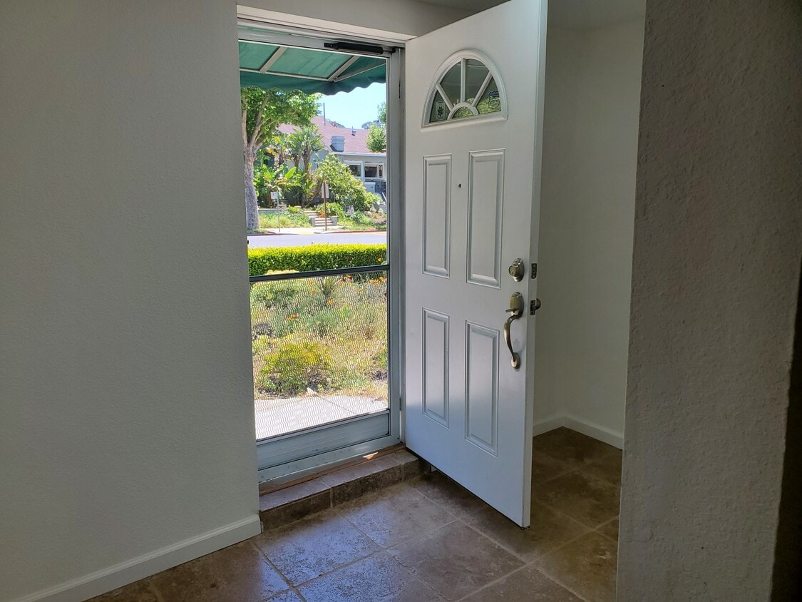 Front door - 3601 Lakeshore Ave