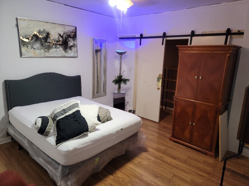 Photo - 7330 S Yates Blvd (Chicago, IL)