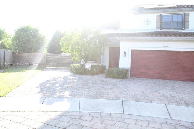 Foto del edificio - 25096 SW 118th Ave