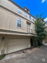 Building Photo - 5208 Blossom St