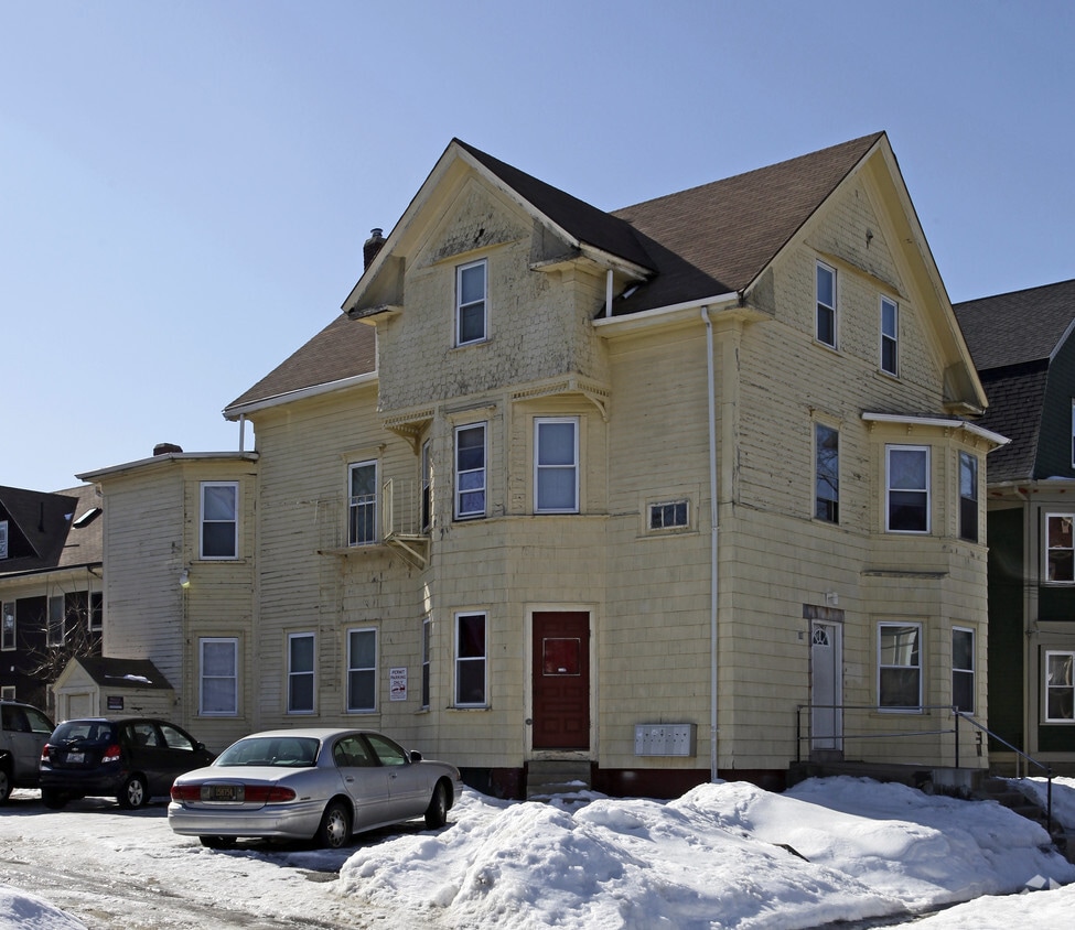 Building Photo - 180 Washington Ave