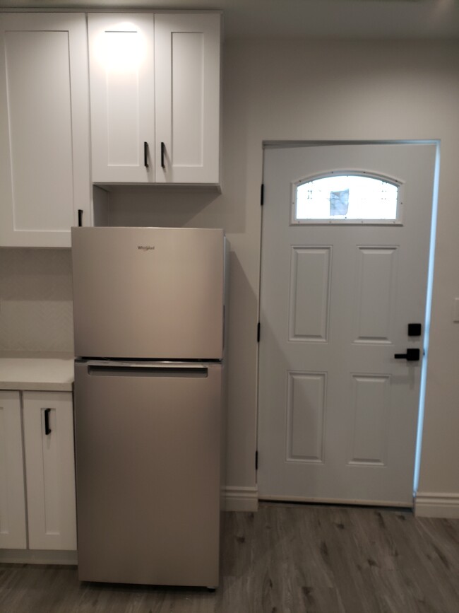Brand new refrigerator comes with the unit - 10124 Longworth Ave
