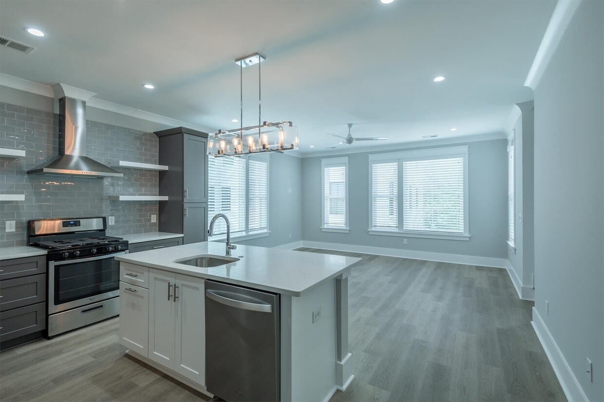 Foto principal - 7 Sanctuary Ct