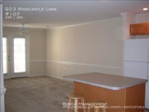 Foto del edificio - 923 Windcastle Ln