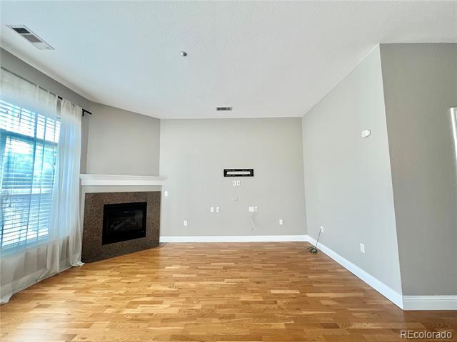 Building Photo - 5401 S Park Terrace Ave