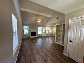 Building Photo - 14870 Cetus Ct