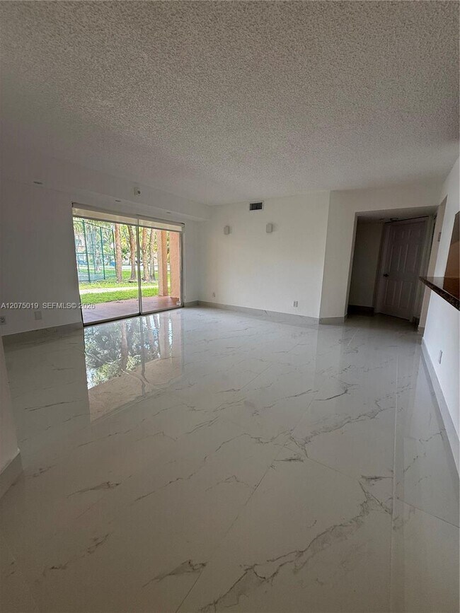 Foto del edificio - 15781 SW 106th Terrace