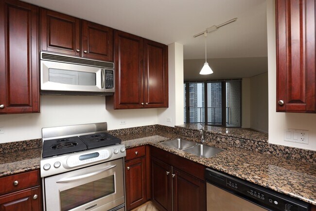 Foto del edificio - 420 E Waterside Dr