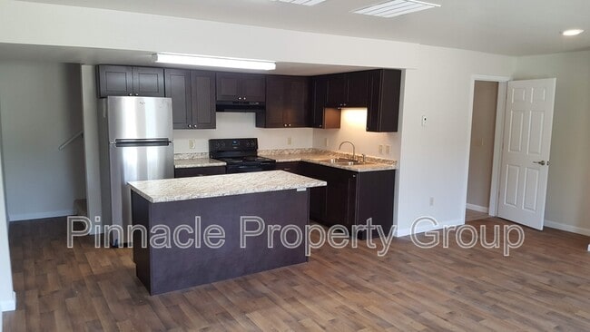 Foto del edificio - 7201 Maple Valley Rd