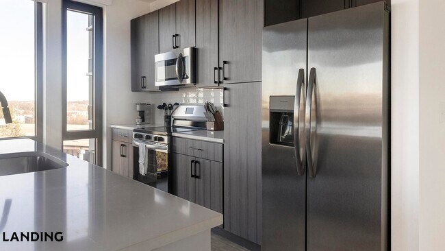 Foto del edificio - 1007 S Mint St