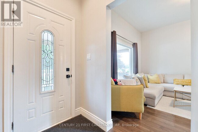 Building Photo - 41 S Edgeware Rd