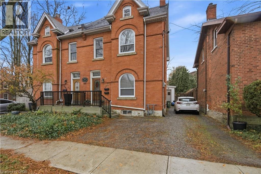 Primary Photo - 196 Hatt St