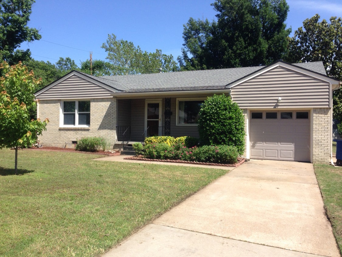 4210 E 26th Pl, Tulsa, OK 74114 House Rental in Tulsa, OK