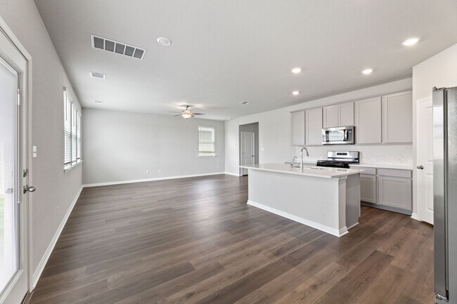 Building Photo - MorningStar ? Brand New Home!