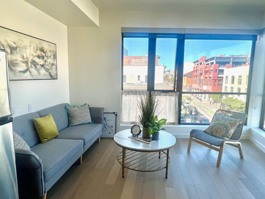 Foto principal - 1201 Sutter St