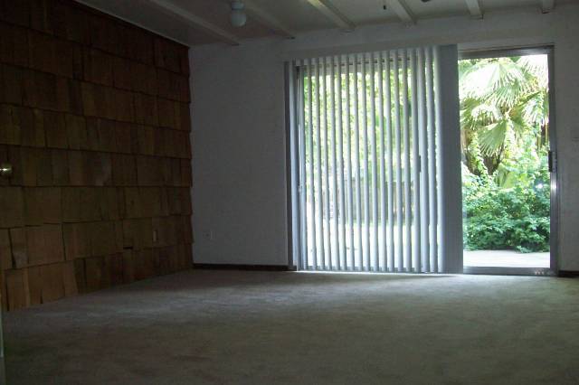 Building Photo - 129 E Vista del Cerro Dr