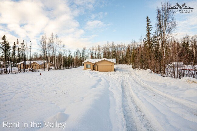 Building Photo - 3 br, 2 bath House - 9925 W Tracy Lynn Cir