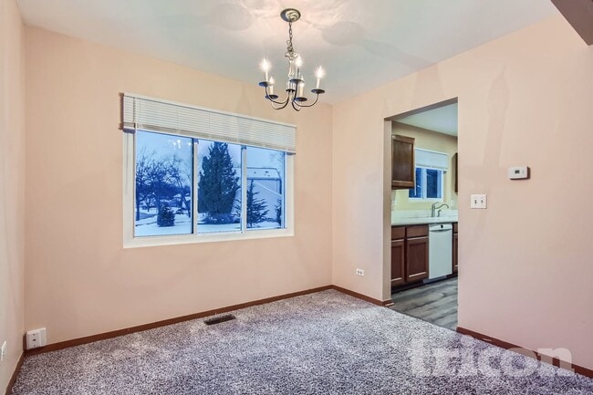 Foto del edificio - 1331 Fairfield Ct