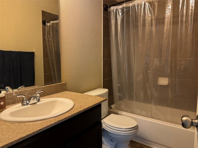 Foto del edificio - 21614 Alexandria Forest Ct