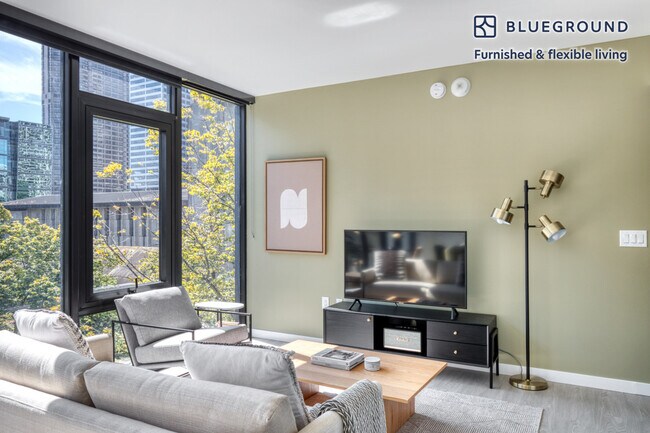 Foto del edificio - 704 Spring St