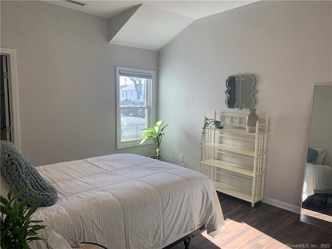 Foto del edificio - 168 Greenwood Ave